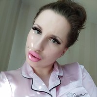 Reaksi positif terhadap bibirnya inilah yang membuat Tamara berani untuk berada di bawah jarum dokter bedah berkali-kali. Prosedur kosmetik yang dijalaninya ini bahkan menelan biaya hampir £ 2.000 atau sekitar Rp 34 juta. Foto: Instagram