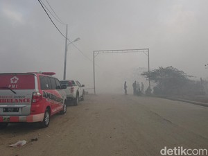 Kebakaran TPSA Cilegon Seminggu Belum Padam, Ratusan Warga Mengungsi