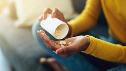 Harus Minum Obat 3 Kali Sehari, Tapi Puasa? Begini Mengaturnya