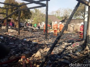 Empat Rumah di Bojonegoro Ludes Terbakar Gara-gara Ini