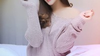 Wanita berdarah Batak ini masih tercatat sebagai istri sah Pablo Benua. Ia mengaku sudah lama ditinggal dan tak dinafkahi. Tapi Nia justru tampak lebih sukses saat ini. Foto: instagram @niaaprilsllh