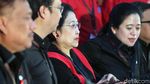 Pose Metal Megawati, Puan dan Prananda