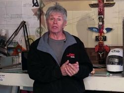 Terbang Naik Roket Sendiri, Pria Ini Ingin Buktikan Bumi Datar