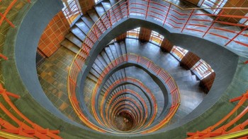 Tangga Spiral Sprinkenhof, Jerman. Ini adalah salah satu tangga yang paling banyak difoto di dunia. Foto: via Brainberries