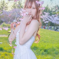 Dalam sebuah unggahan terbaru, SaLA mengungkap masa lalunya. Diakui SaLA jika dulu ia sering di-bully karena penampilan. Dalam foto memang terlihat jika SaLA belum mengenal makeup. Foto: Twitter @SaLA_cos