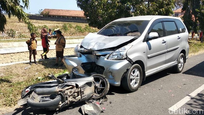Kecelakaan lalu lintas di Purworejo, seorang pemotor tewas, (10/8/2019).