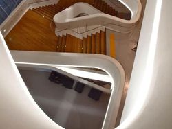 15 Potret Desain Tangga Unik dan Keren di Dunia