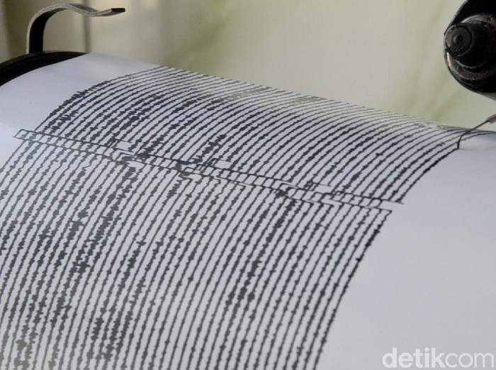 Seismograf, alat pencatat getaran gempa. Ilustrasi gempa bumi