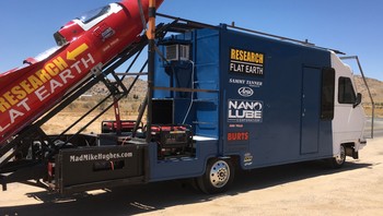 Sedangkan ini percobaan keduanya pada tahun lalu. Foto: Facebook