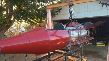 Mike sudah terbang menggunakan roketnya sendiri sejak 2014. Waktu itu ketinggiannya hanya mencapai 400 meteran. Foto: Facebook