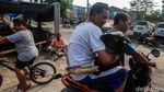 Wow! Kambing Naik Motor dan Bajaj