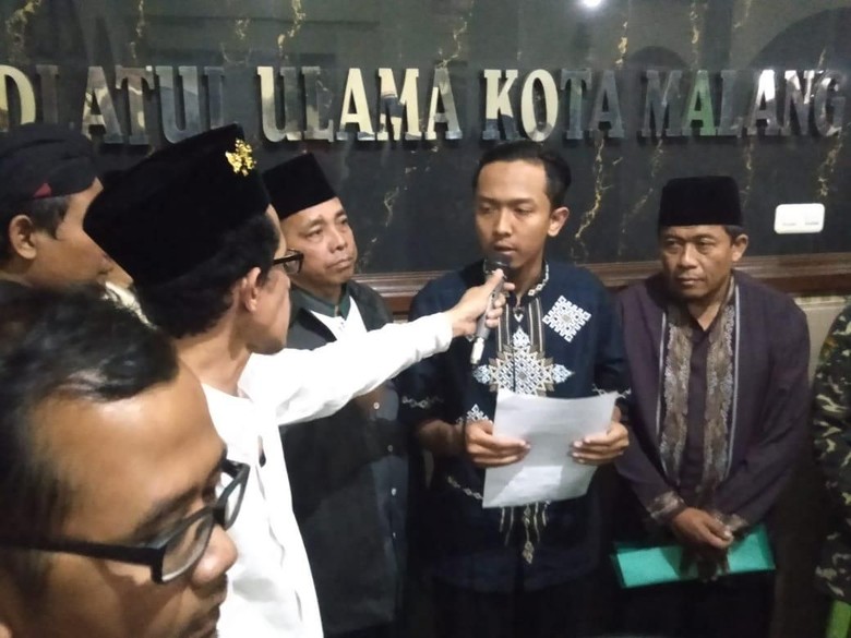 Penghina Mbah Moen Ngaku Benci NU Karena Banyak yang Hina Amien Rais Penghina Mbah Moen Ngaku Benci NU Karena Banyak yang Hina Amien Rais