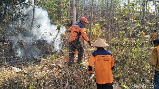 Karhutla di Wonogiri Meluas Semakin Mendekati Pemukiman Warga