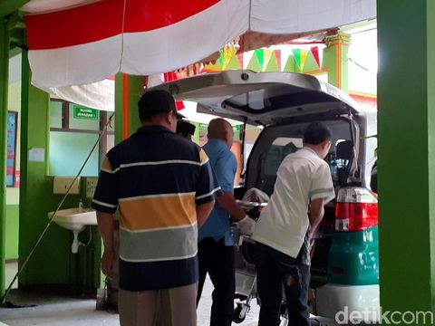 Jenazah korban dibawa ke RS dr Saiful Anwar/