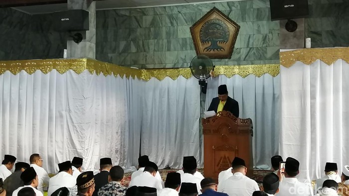 Airlangga Refleksikan Momen Idul Adha Sebagai Pengingat Berpolitik Bersih