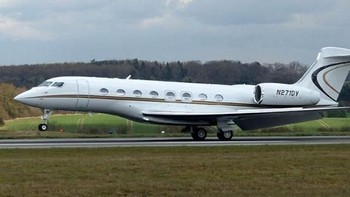 2. Jet Mahal Pribadi: Tentu tidak masalah bagi orang sekaya bos Amazon ini punya pesawat pribadi. Dia gemar bepergian dengan Gulfstream G-650ER, salah satu pesawat pribadi tercepat di dunia. Foto: istimewa