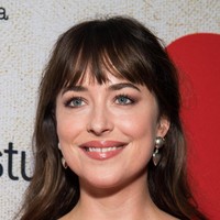 5. ModellingSebelum jadi aktris, Dakota Johnson berkarier sebagai model. Dia pernah tampil di beberapa pemotretan fashion dan bintang iklan.  Foto: Getty Images