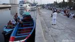 Potret Perjuangan Warga untuk Salat Idul Adha di Pelabuhan Sunda Kelapa