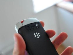 Nostalgia BlackBerry 9790 Bellagio yang Bikin Rusuh Jakarta