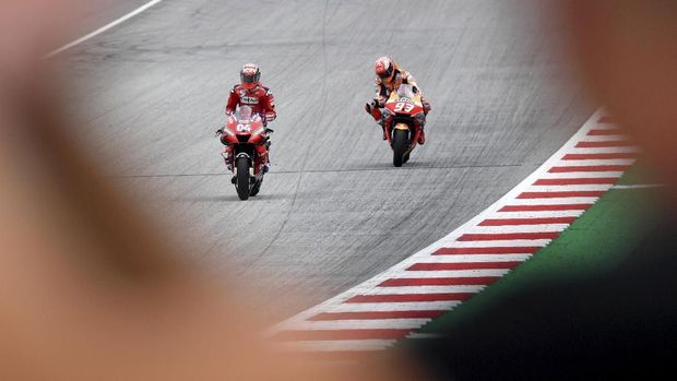 Alasan Dovizioso Nekat Salip Marquez di Tikungan Akhir