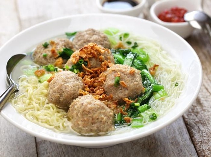bakso, meatball soup with noodles, indonesian cuisine