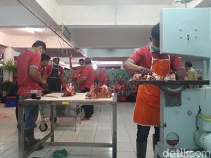 Limbah Hewan Kurban di Masjid Al Akbar Surabaya Dijadikan Kompos
