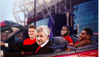 Ole Gunnar Solksjaer pun tertawa lebar. Foto: istimewa