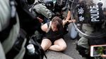 Lagi, Bentrokan Terjadi Antara Massa Aksi dan Polisi di Hong Kong