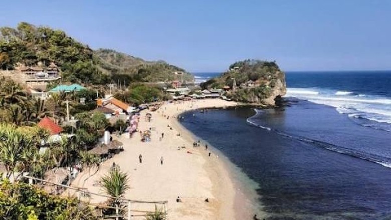 Pantai Indrayanti Pantai Indrayanti