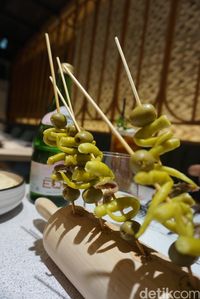 Sensasi Kuliner Unik Basque di Txoko, Restoran Bergaya Mediterania Modern