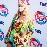 Teen Choice Awards 2019 yang berlangsung di Hermosa Beach, California, AS, Minggu (11/8/2019), bertaburan bintang. Taylor Swift pun tak ketinggalan menghadiri ajang penghargaan yang pemenangnya dipilih oleh para penonton remaja itu. (Foto: Getty Images)
