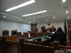 48 Perusuh 22 Mei Didakwa Merusak Fasilitas Umum-Menyerang Polisi