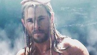 Lalu, kira-kira bagaimana Chris menghibur adiknya itu ya? Dok. Instagram/liamhemsworth