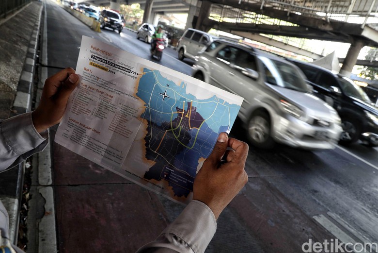 Perluasan ganjil genap Jakarta. Foto: Pradita Utama Perluasan ganjil genap Jakarta. Foto: Pradita Utama