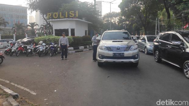 Dishub DKI Sosialisasi Ganjil Genap di Bundaran Senayan