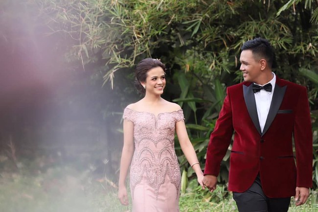  Mengenai pesta pernikahannya ini, Cantika mengaku melakukan persiapan sejak delapan bulan sebelumnya. Sedangkan dia dan sang suami sudah berpacaran cukup lama sejak 2011. Foto: instagram @minatiatmanagara