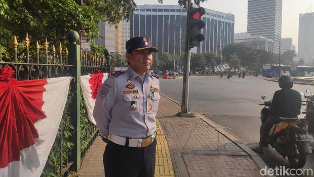 Dishub DKI Sosialisasi Ganjil Genap di Bundaran Senayan
