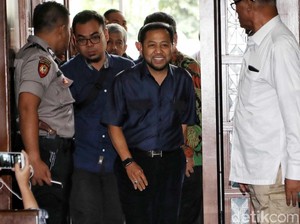 Kecelakaan Fortuner Setya Novanto yang Bikin Geger, Sampai Benjol Segede Bakpao