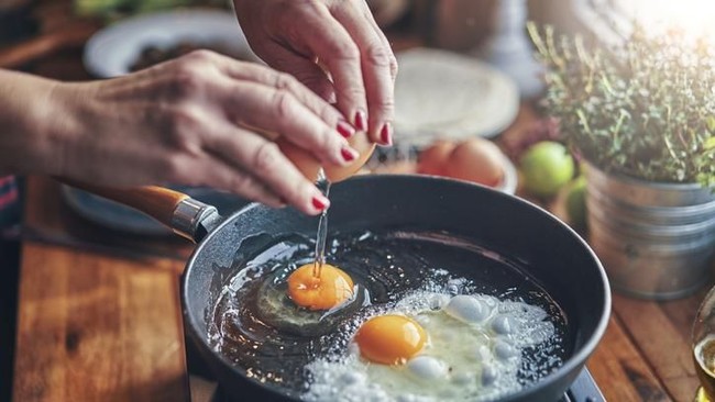 5 Alasan Sarapan Telur Ampuh Turunkan Berat Badan 5 Alasan Sarapan Telur Ampuh Turunkan Berat Badan