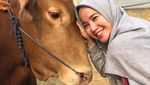 10 Selebriti Berpose Keren Saat Rayakan Idul Adha