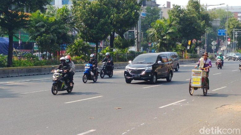 Wacana Penanda Bebas Ganjil Genap, Dishub DKI Cek Regulasi Angkutan Online Wacana Penanda Bebas Ganjil Genap, Dishub DKI Cek Regulasi Angkutan Online