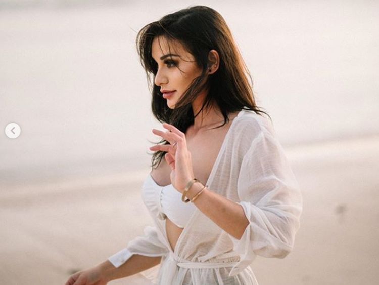 Warna, Cinta dan Tawa Nora Alexandra Calon Istri Jerinx