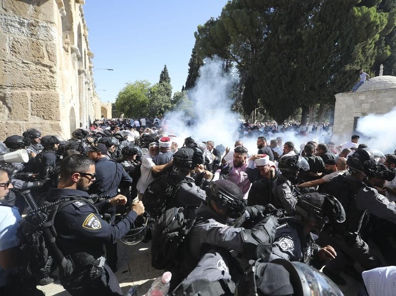 Tentaranya Bentrok di Kompleks Masjid Al-Aqsa, Israel Diprotes Yordania Tentaranya Bentrok di Kompleks Masjid Al-Aqsa, Israel Diprotes Yordania