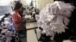 Keren! Industri Kaus Kaki Rumahan di Bekasi Tembus Pasar Nasional
