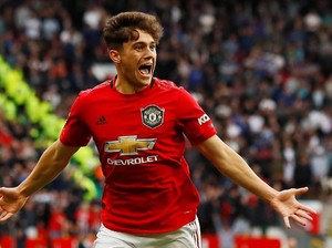 Ada Ryan Giggs di Balik Keputusan MU Rekrut Daniel James