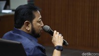 Pemufakatan jahat yang dimaksud jaksa adalah karena Sofyan membantu Eni selaku anggota DPR mendapatkan suap dari Kotjo pengusaha yang ingin mendapatkan proyek di PLN.
