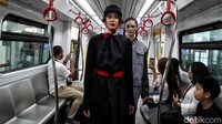 Acara ini digelar oleh Jakarta Fashion dan Food Festival (JFFF) ke-16.