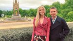 Matt Bellamy Muse Resmi Menikah dengan Model Video Klipnya
