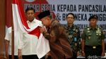 Cium Merah Putih, DI/TII hingga NII Ikrar Setia Pancasila