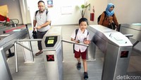 Stasiun ini diresmikan oleh Menteri Perhubungan RI, Budi Karya Sumadi, Selasa (13/8/2019) lalu.